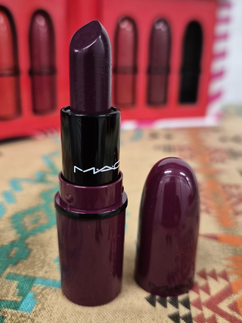 NIB MAC The Ultimate Trick Mini Lipstick x 12 Vault - Picture 3 of 7
